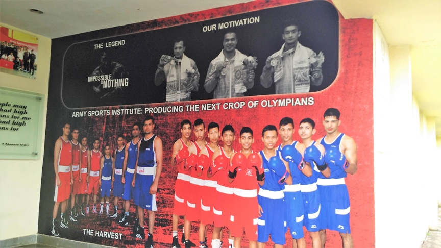 A large sized wall sticker showing members of a boxing team