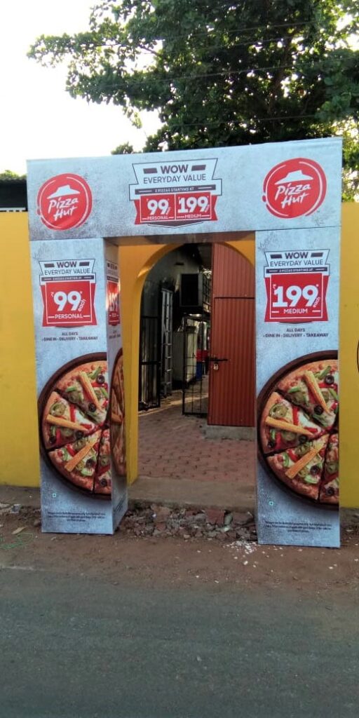 printed promotional arch in 3D set on the road to create a grand