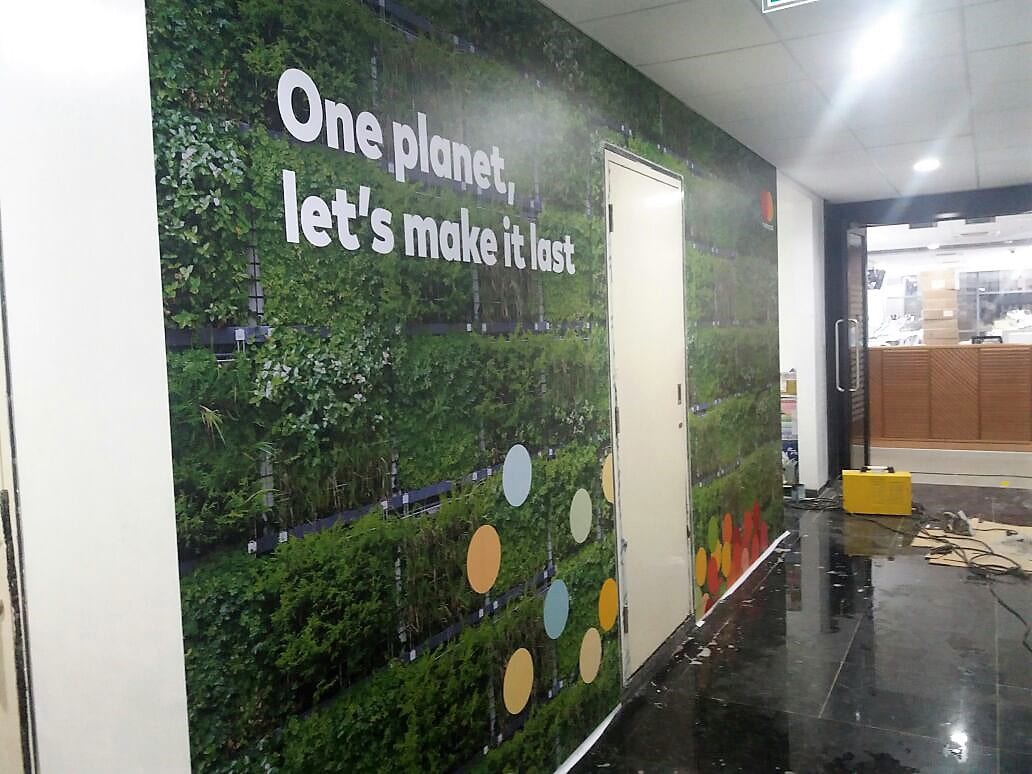 A printed wallpaper to enhance your office decor